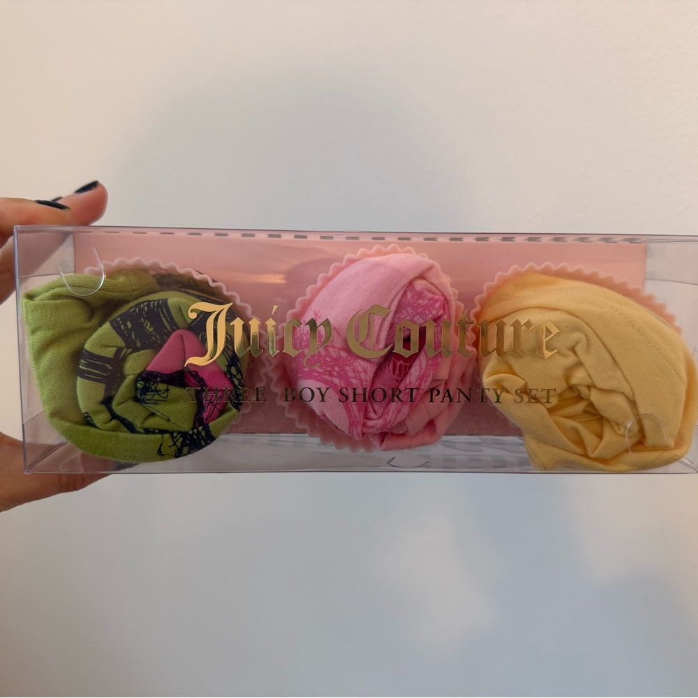 Juicy Couture Boy Short Panty Set